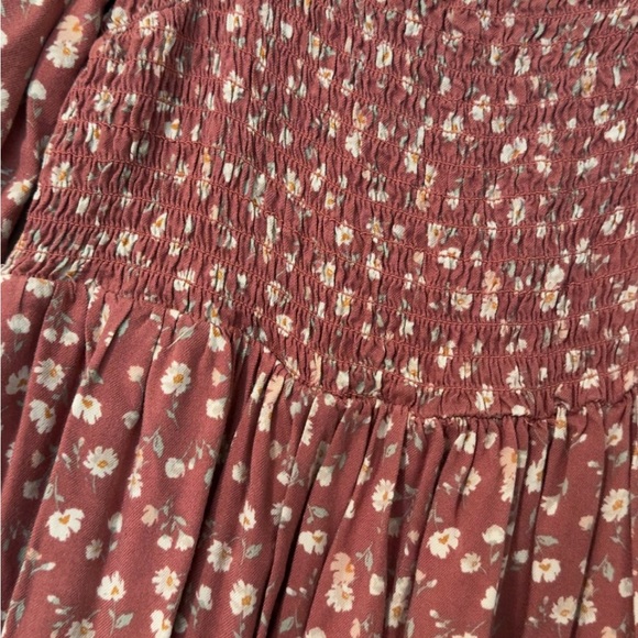 Floral Long Sleeve Dress - Picture 4 of 5